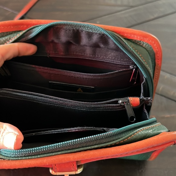 Vintage Liz Claiborne Hunter Green Leather Purse - Picture 5 of 10